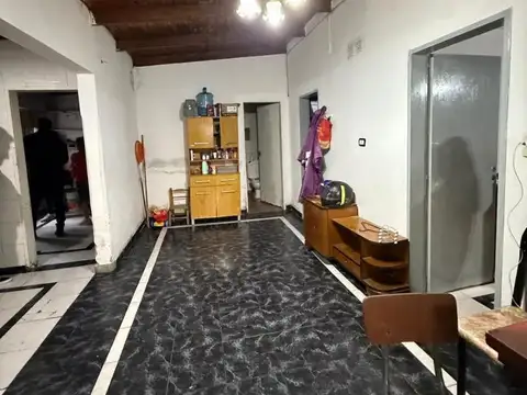 5 PROPIEDADES A RECICLAR. 288M2 CONSTRUIDO