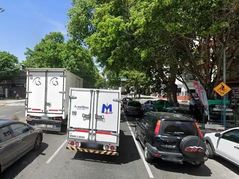 Avenida Doctor Honorio Pueyrredón e/ Doctor Luis Beláustegui y Tres Arroyos