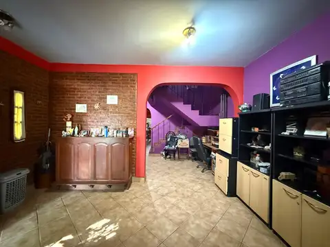 Casa en Venta en Rafael Calzada, USD 170.000