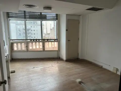 Avenida Raúl Scalabrini Ortiz 200, Piso 4