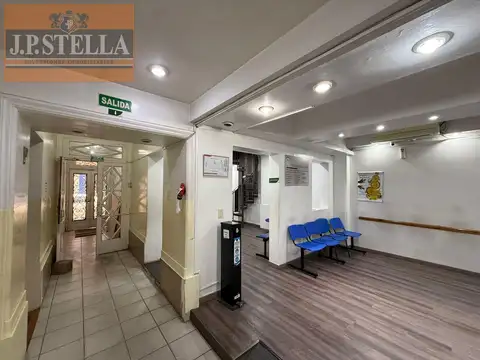 Oficina Monoambiente con 5 baños