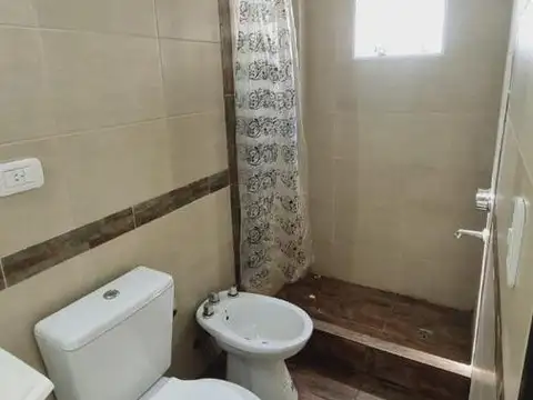 Depto Tipo Casa en Venta en Castelar, USD 51.000