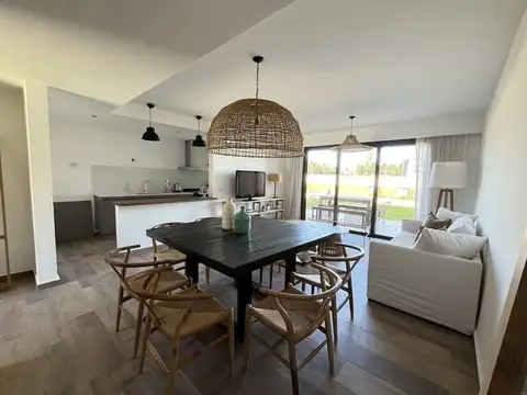 Departamento 3 ambientes con 2 baños