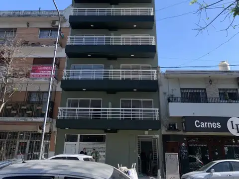 DPTO MONOAMBIENTE LATERAL TODO ELECTRICO EXCELENTE ZONA SOBRE AVENIDA