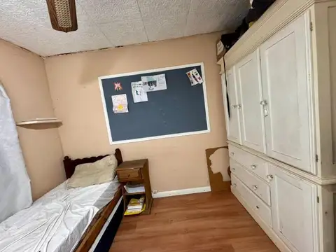 CASA 5 AMBIENTES VENTA MINISTRO RIVADAVIA 3 PIEZAS