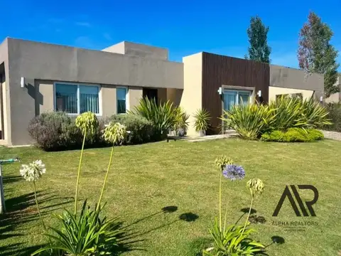 Casa en alquiler de 3 dormitorios en La Tahona