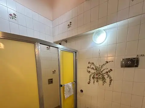 VENTA CASA EN RUEDA AL 2300
