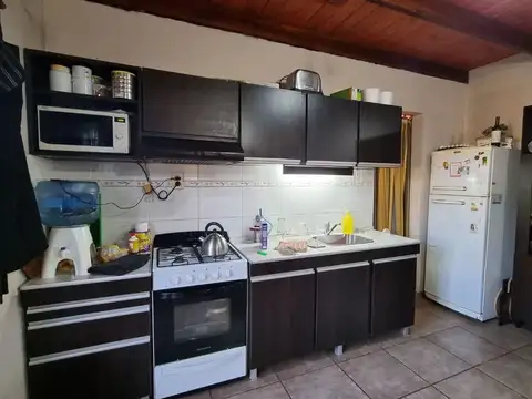 Casa 5 ambientes con 1 baño