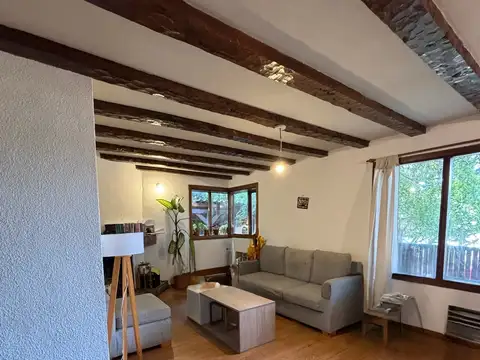 Casa 5 ambientes con 1 baño