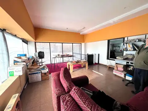 Local en Venta 54 años