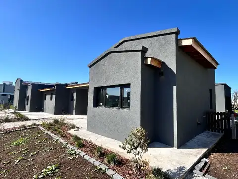 Casa en Alquiler de 3 dormitorios