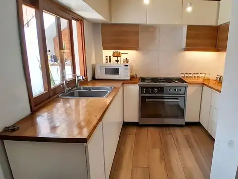 Casa 4 ambientes con 1 baño