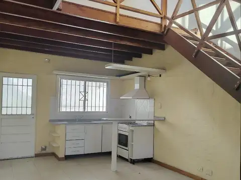 Departamento en Alquiler con 1 cocheras