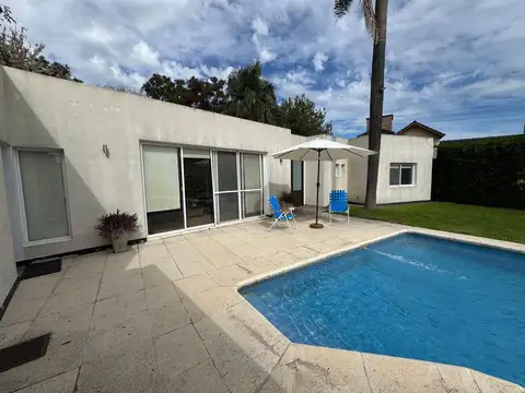 Casa en Venta en Las Lajas Country Club, USD 155.000