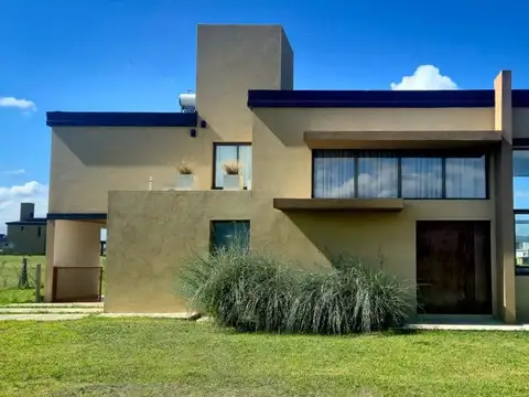 Casa en Venta en Potrero de Garay, Santa María