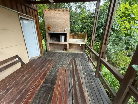SE VENDE MODERNA CABAÑA CON PILETA EN LOS ZAPALLOS