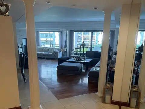 Departamento en Venta en Botanico, USD 768.000