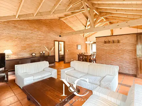 Casa en Venta en Pinamar, USD 230.000