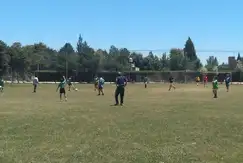 Actividades deportivas futbol, hockey en el Barrio cerrado, Parque Sakura