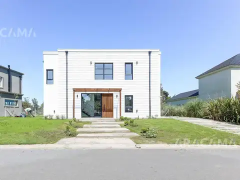 Casa en VENTA en Barrio Privado Lomas Athletic Links - Ezeiza