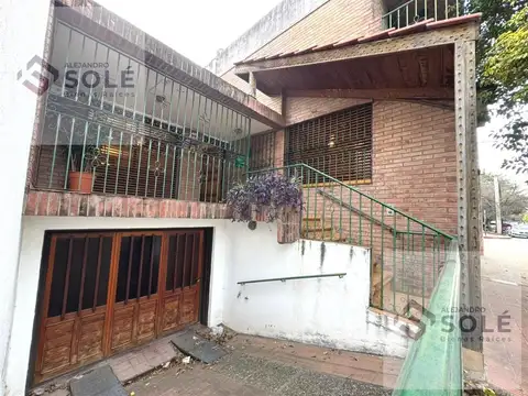 Castelar al 900