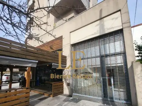 Local en Venta Via Pública