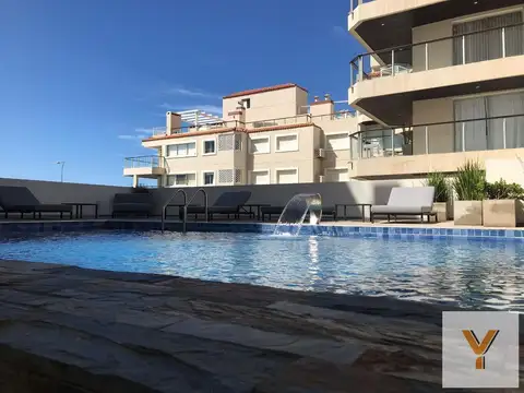 Casa en venta - 1 dormitorio, 2 baños, 1 cochera - 70Mts2 cubiertos - Punta del Este
