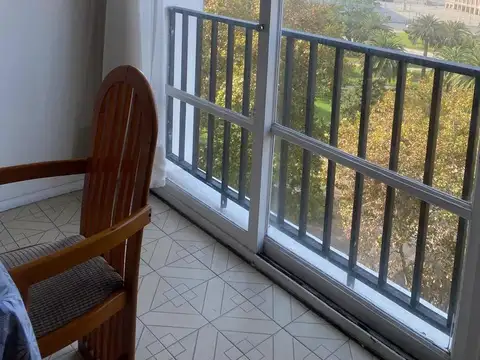 Departamento en Venta en Plaza Colon, USD 160.000