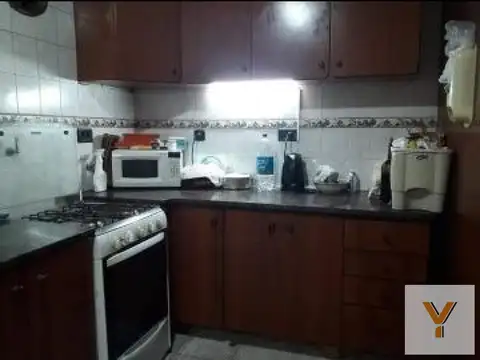 Casa en venta - 2 dormitorios 1 baño - 140mts2 - La Plata