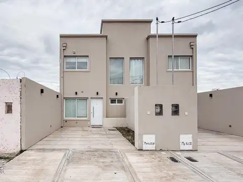 Zona Sur. Estación Alvarado. Mza 830 A. Lote 100