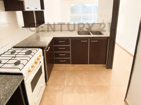 Departamento en Alquiler en Parque Castelli, $ 650.000