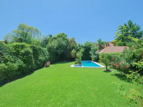 Casa  en Alquiler en Libertador / Rio, Martínez, San Isidro