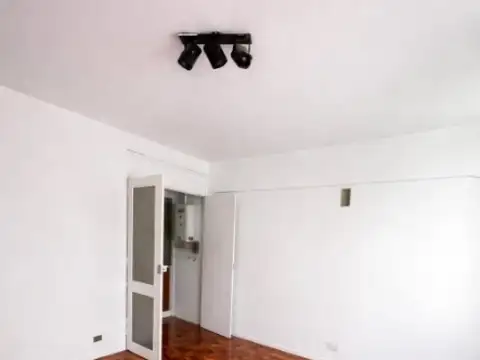 IDEAL INVERSOR! OPORTUNIDAD, BAJO DE PRECIO!