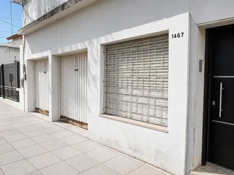 Depto Tipo Casa en Venta 40 años