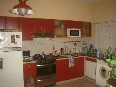 Casa en Venta en Barrio Parque Leloir, USD 250.000