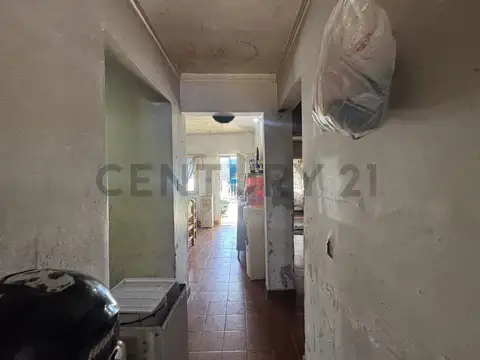 Casa 3 ambientes con 1 baño