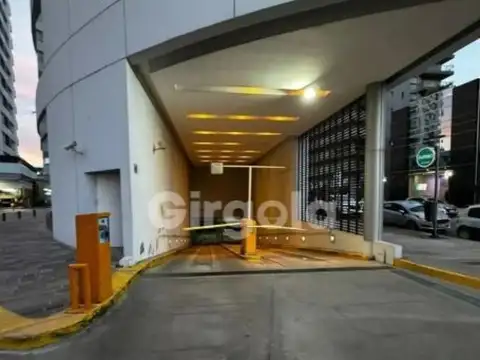 Cochera cubierta en Zencity Puerto Madero en Venta