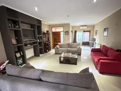 Quinta en Venta en Mercedes, USD 350.000