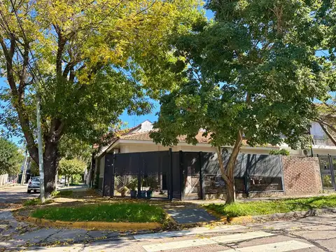 HERMOSO PH 4 AMBIENTES PB AL FRENTE - INMEJORABLE UBICACIÓN