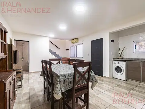 Casa en Venta con 1 cochera