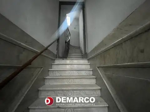 Depto Tipo Casa en Venta de 5 dormitorios