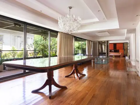 Montevideo 1900, Piso 5