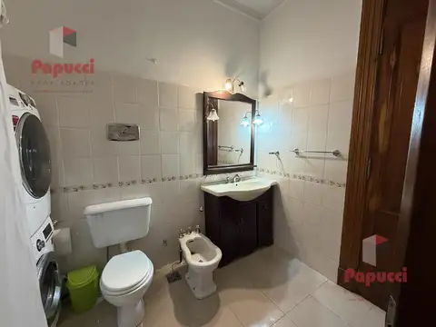 Depto Tipo Casa en Venta 75 años