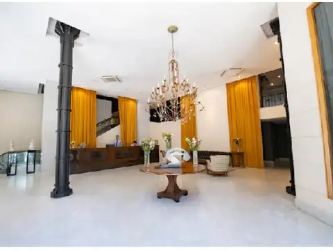 VENTA  OPORTUNIDAD  Triplex 2 amb. PALACIO RAGGIO. San Telmo / Monserrat, CABA