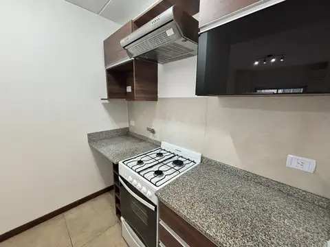 Departamento en Alquiler en Adrogue, $ 500.000