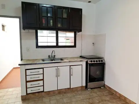 Depto Tipo Casa en Venta en Villa Santos Tesei, USD 49.900