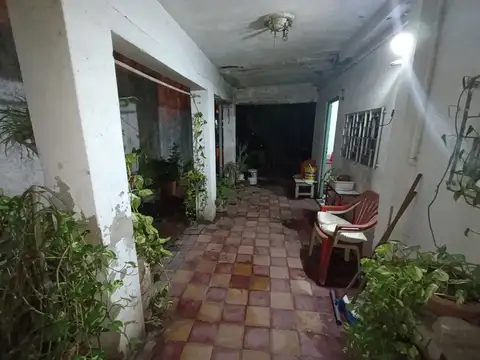 CASA EN VENTA  A REFACCIONAR EN LOMAS DEL MIRADOR FINANCIA HASTA EL 50%