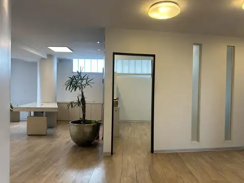 Oficina en Venta 15 años