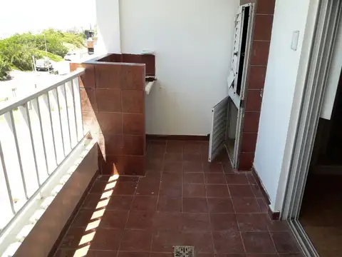 CALLE COSTANERA 1000, Piso 1