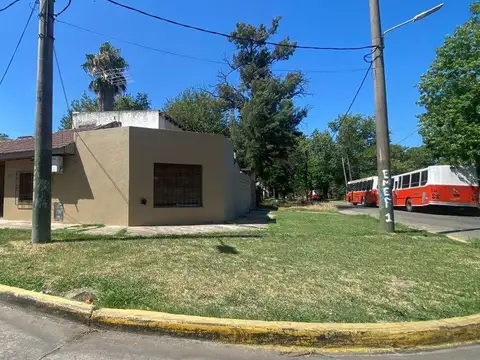 Juan Larrea 1400